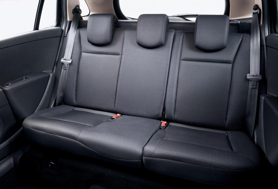  Renault Clio Estate 2007 года  (фото 22 из 50)